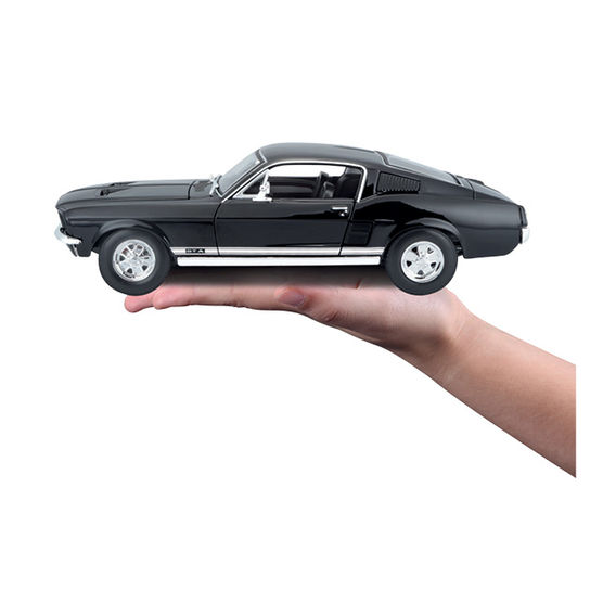 Maisto 1:18 Special Edition Ford Bundle Maisto 1:18 Special Edition Ford Bundle