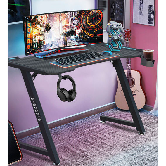 Gaming Chair & 140cm Table Bundle