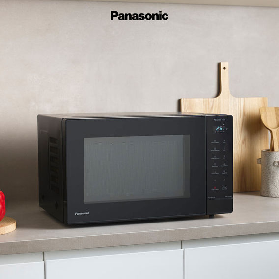 Panasonic 32L Inverter Microwave - Black