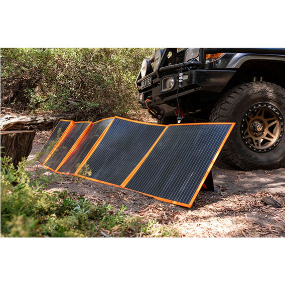 Wildtrak Folding 160w Solar Blanket Efte w/Stand