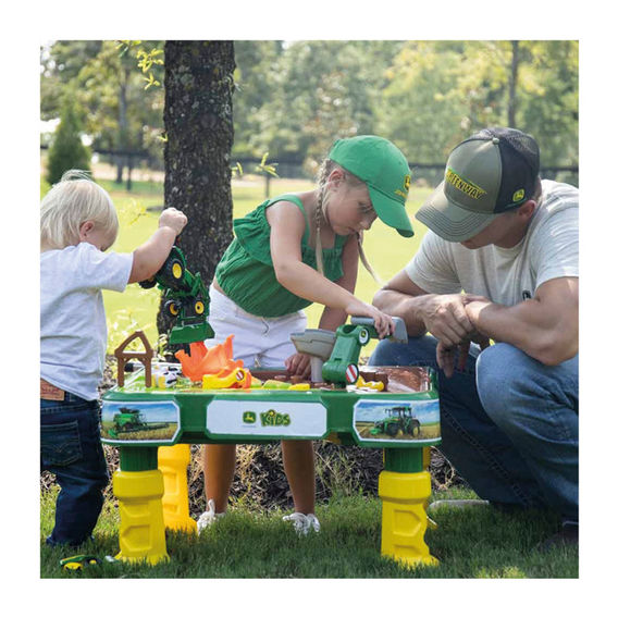 John Deere 2 in 1 Sand & Water Play Table