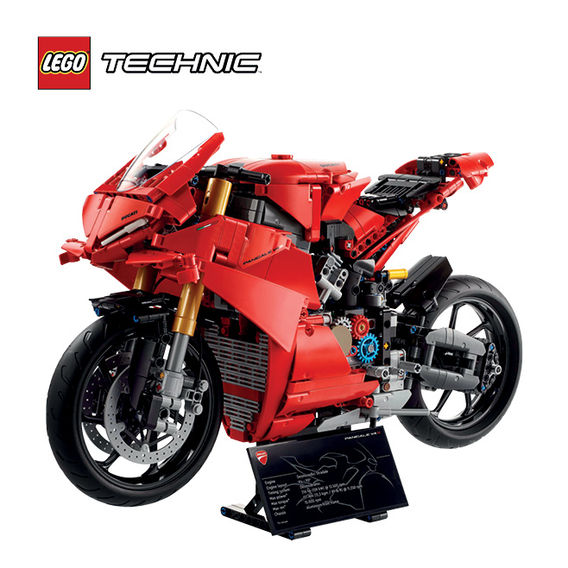 LEGO®Technic Ducati Panigale V4 S Motorcycle LEGO®Technic Ducati Panigale V4 S Motorcycle