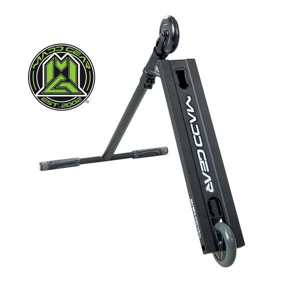 MADD GEAR MG1 Raven Scooter - Black MADD GEAR MG1 Raven Scooter - Black