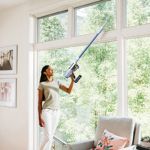 Shark® PowerLite Clean & Empty™ Vacuum Shark® PowerLite Clean & Empty™ Vacuum