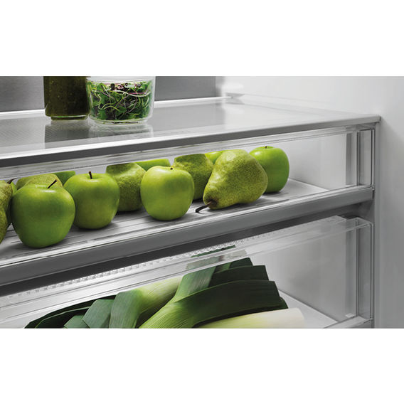 F&P 515L Series 5 Refrigerator Freezer Black F&P 515L Series 5 Refrigerator Freezer Black