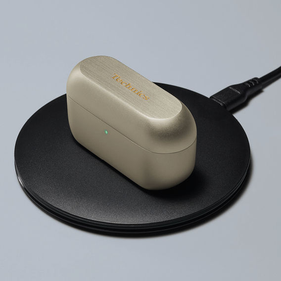 Technics Flagship True Wireless Noise Cancelling Earphones - Champagne Technics Flagship True Wireless Noise Cancelling Earphones - Champagne