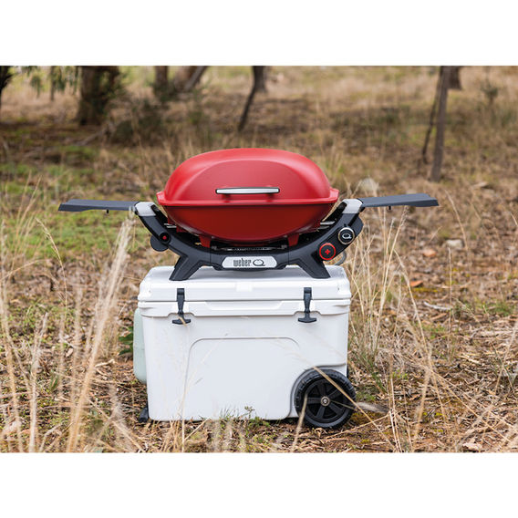 Weber Q+ Flame Red