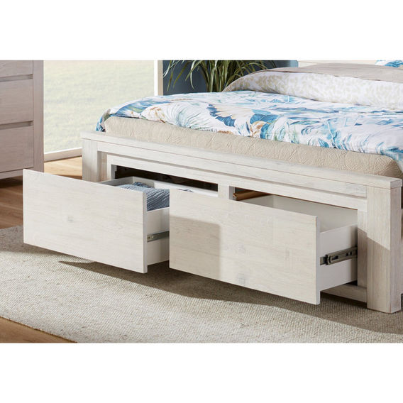 Sedona 2Drw/Bookshelf Queen Bed